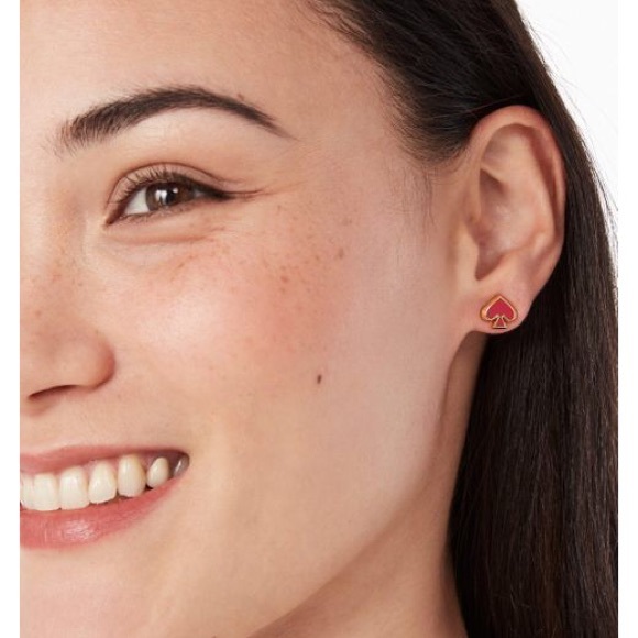 Kate Spade NWT everyday spade earrings♠️❤️🔥 - Picture 2 of 7